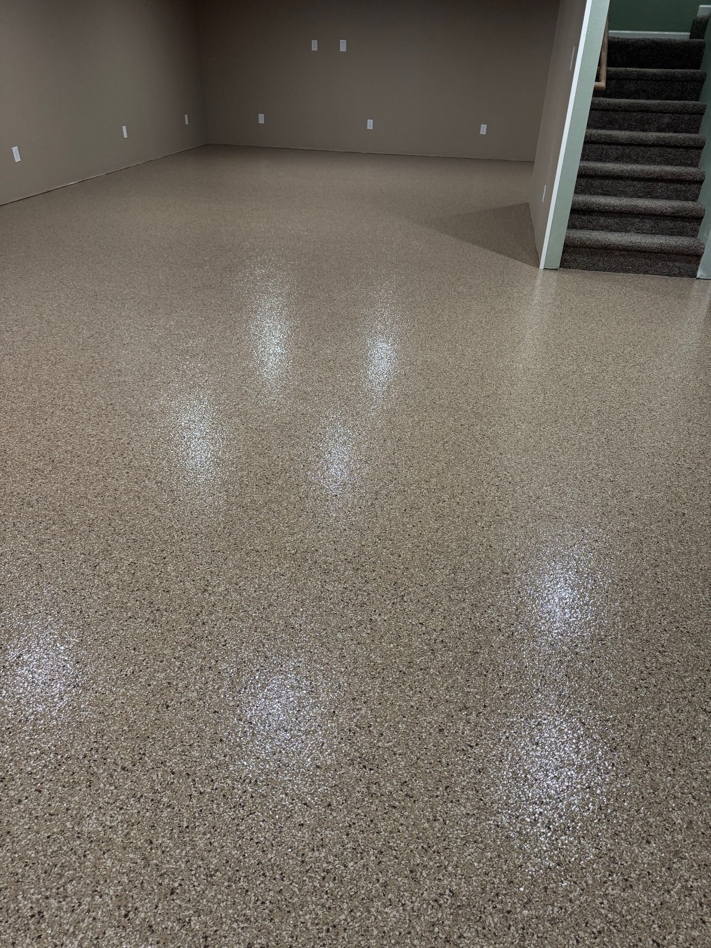 Color Flake epoxy floor finish