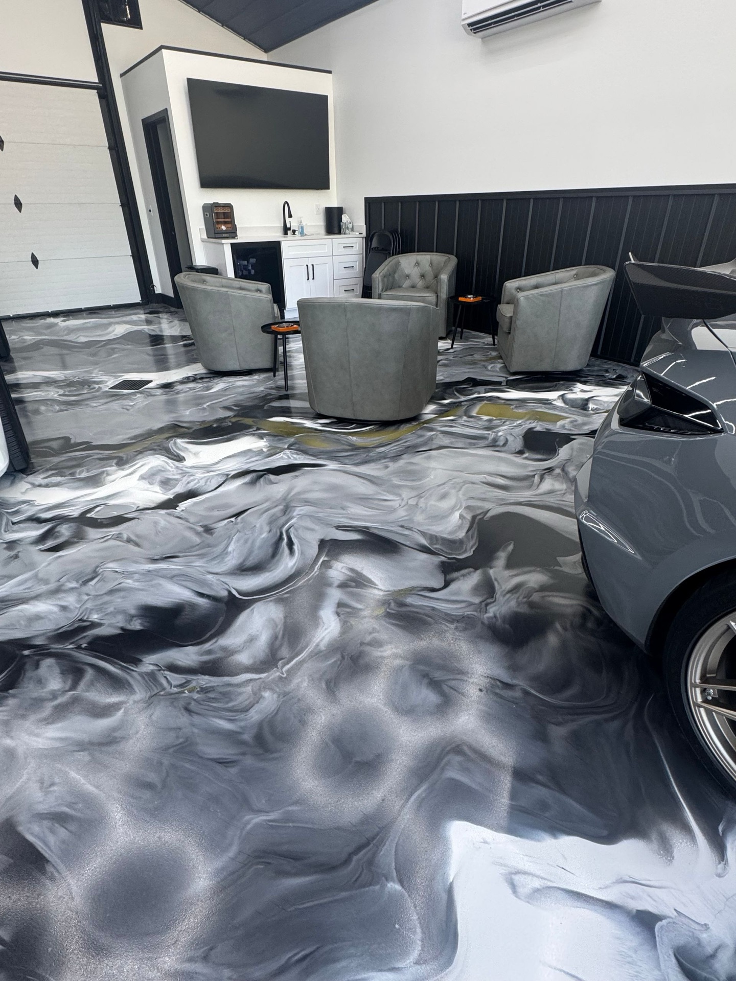 Finished epoxy floor project